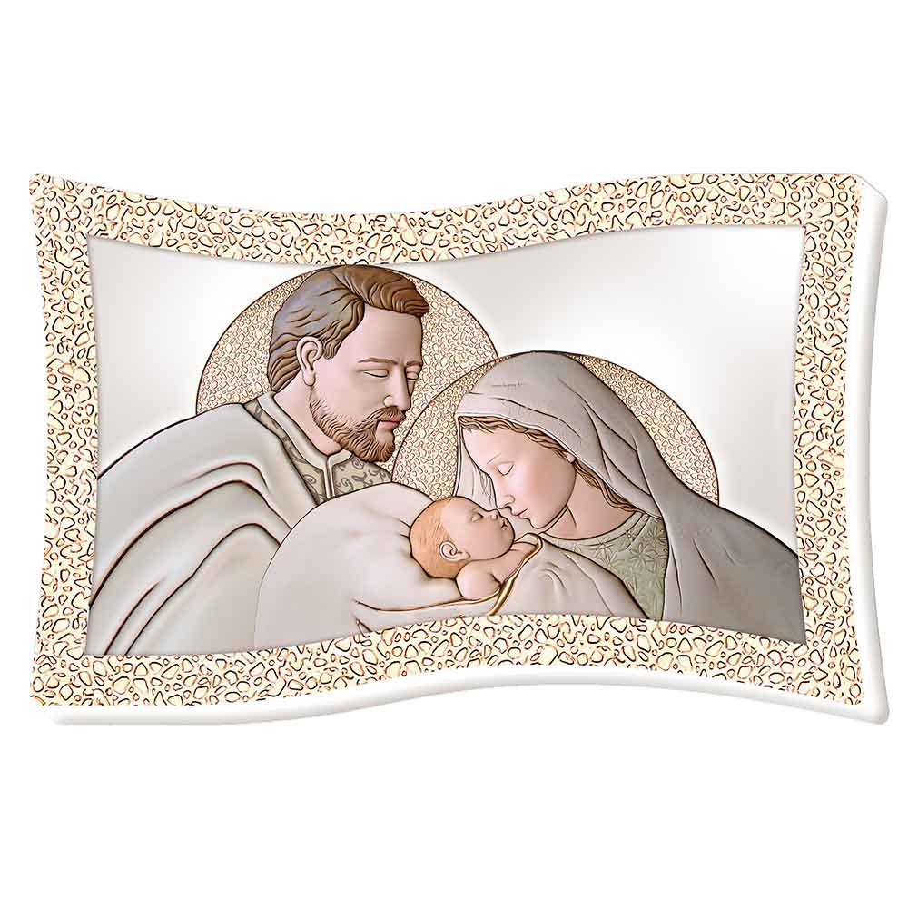 Bomboniera rettangolare con Sacra Famiglia stilizzata in forme concentriche e colori oro, blu e argento su fondo curvo in tonalità fredde.