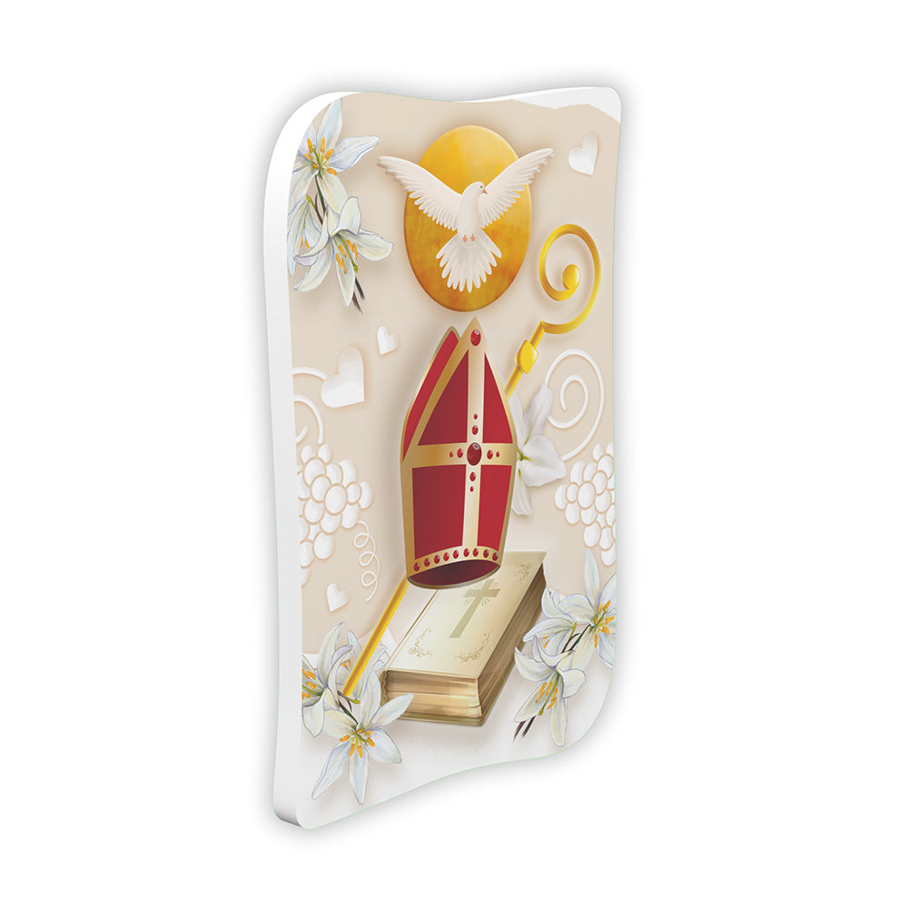 Bomboniera Cresima con mitra vescovile rossa e oro, pastorale dorato, colomba dello Spirito Santo su sole e libro sacro con croce, gigli bianchi