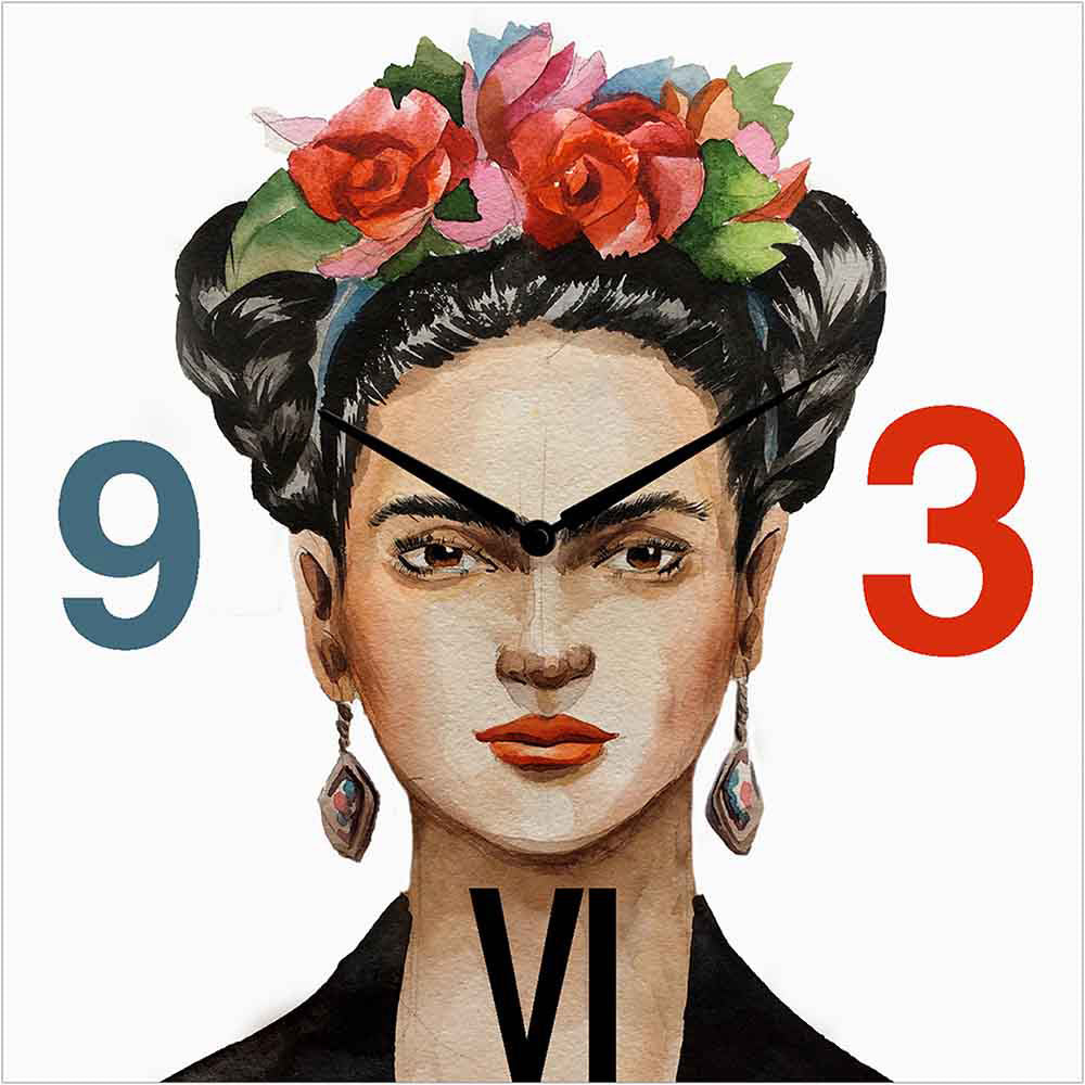Orologio alluminio quadrato con design ispirato a Frida Kahlo, colori intensi e dettagli artistici. Ideale per ambienti creativi.