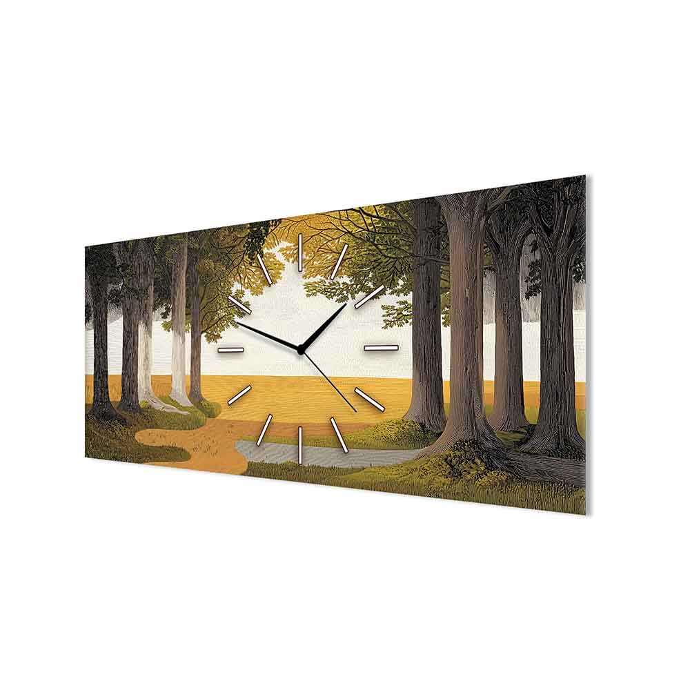 Vista laterale di un orologio in plexiglass con decorazione ispirata al sottobosco, con dettagli di foglie e rami su sfondo chiaro.