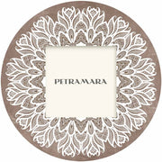 Portafoto vetro rotondo con elaborato decoro mandala, ispirazione orientale per un tocco artistico unico.