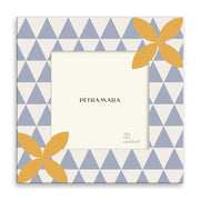 Portafoto in legno "Fiori e Trame Azzurro" - Pattern Geometrico Triangoli e Fiori Stilizzati