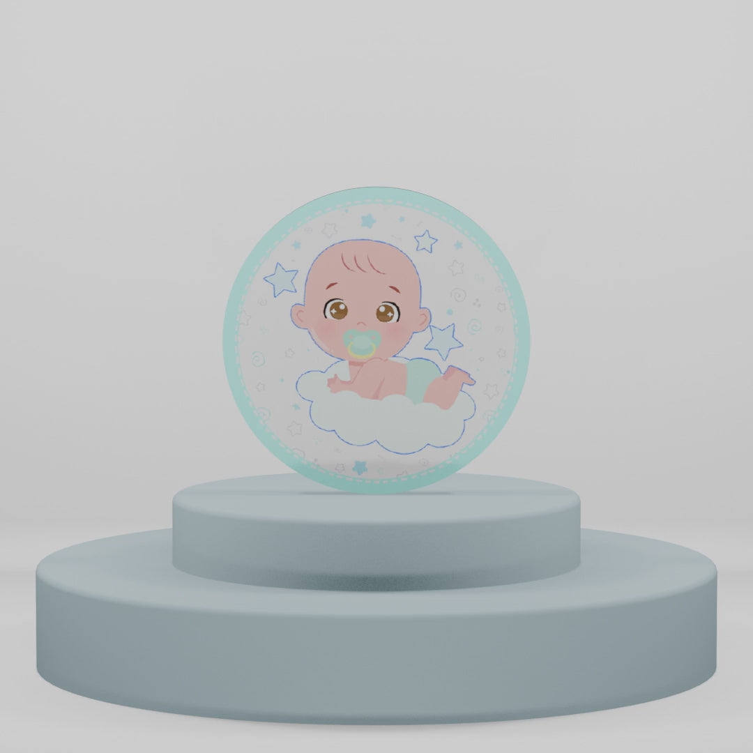Carica video: Magnete in legno con neonato su nuvola, ciuccio azzurro e stelle celesti. Ideale come bomboniera per nascita o battesimo bimbo.