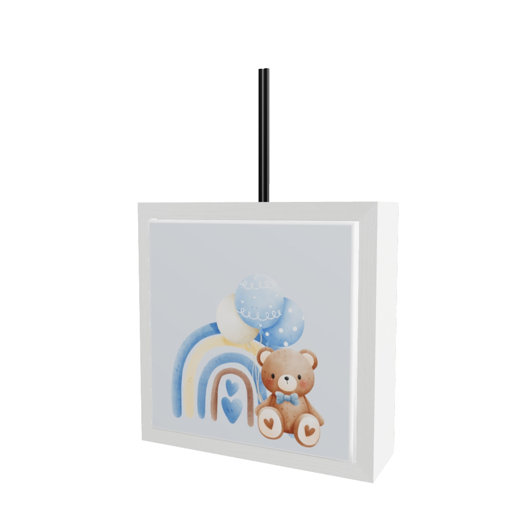 Modello 3D profumatore ceramica bianco con orsetto marrone su arcobaleno azzurro, palloncini celesti su sfondo azzurro chiaro