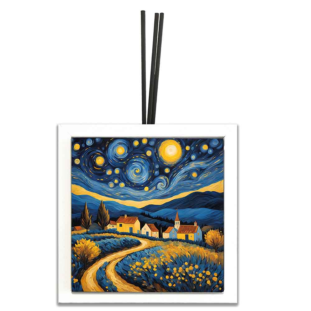 Profumatore ceramica bianco con stelle dorate su sfondo blu delicato, creando un effetto elegante e luminoso che richiama il cielo notturno.