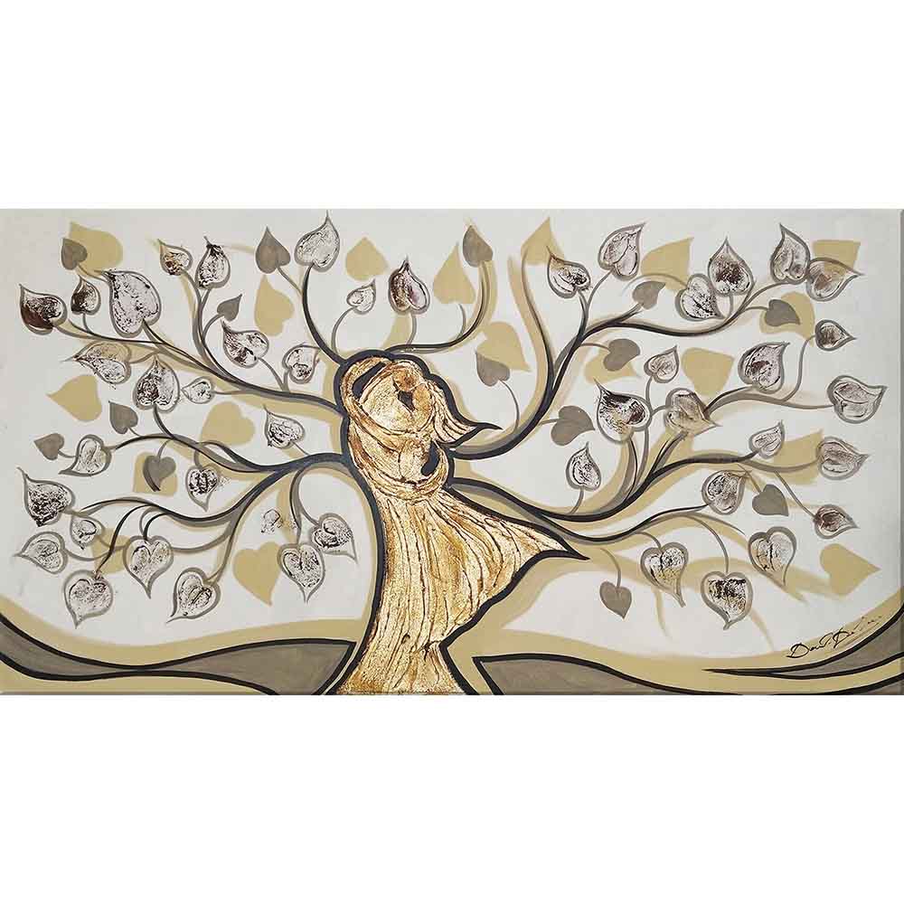 Quadro dipinto a mano con un abbraccio che si trasforma in un albero dorato, rami ampi con foglie cuoriformi in oro e argento su sfondo chiaro.
