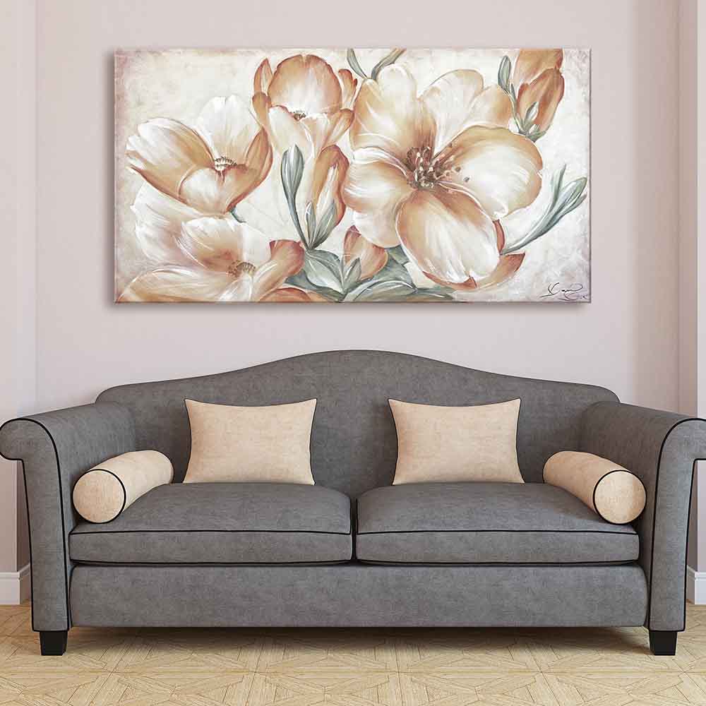 Quadro dipinto a mano con fiori di pesco in rosa tenue e fondo chiare, pennellate morbide e dettagli luminosi per un effetto elegante.