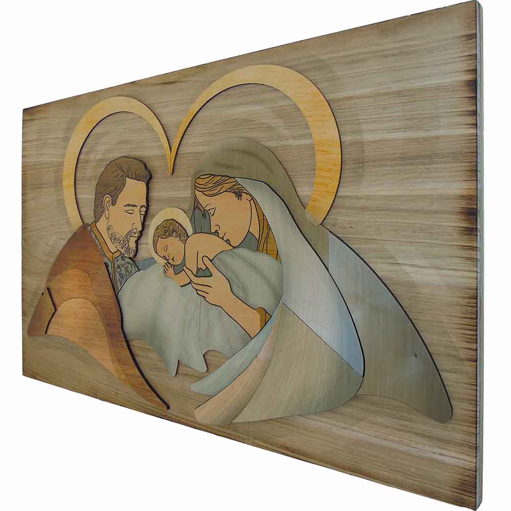 Vista laterale di quadro su pannello in legno con il ritratto della Sacra Famiglia a rilievo, evidenziando il rilievo tridimensionale.