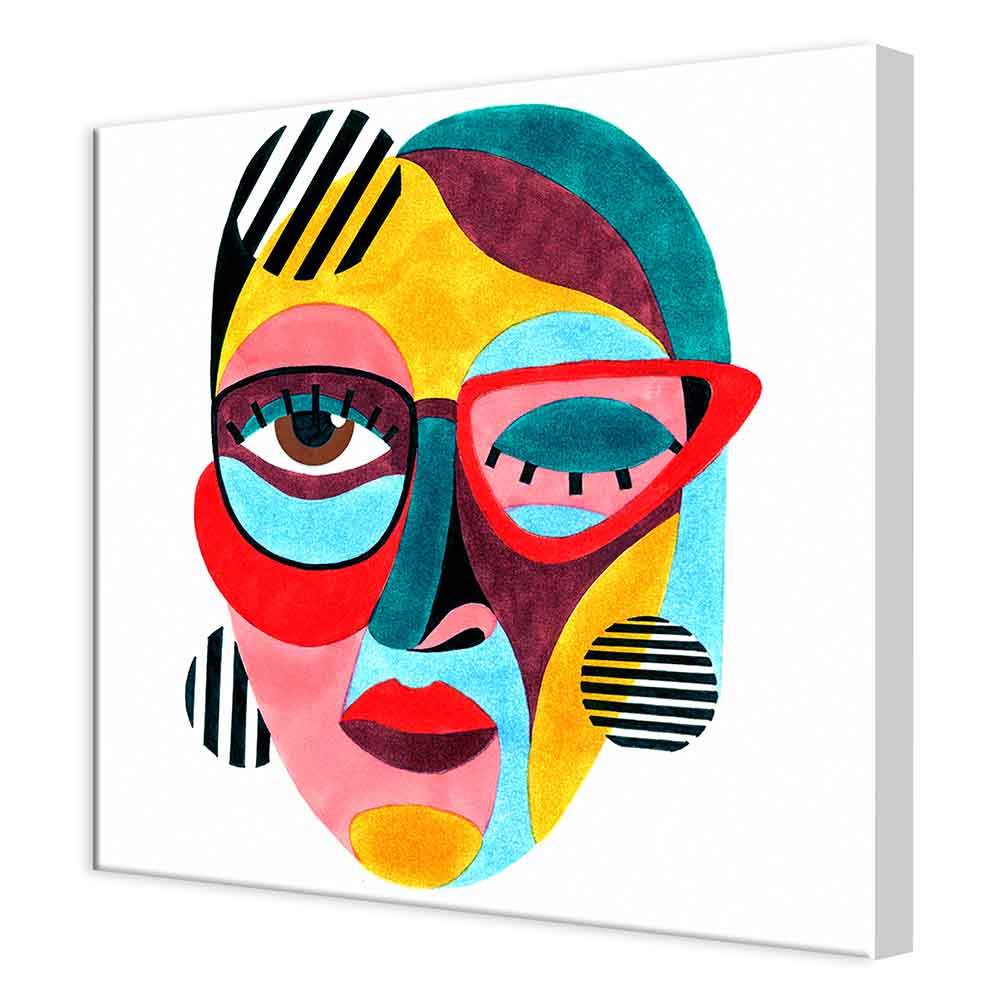 Quadro su tela visto lateralmente raffigurante un volto femminile dai colori accesi, con grandi occhiali rossi e aree a righe nere su sfondo bianco.