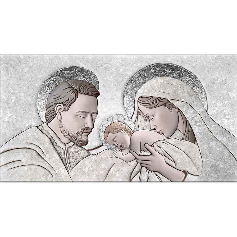 Quadro su tela della Sacra Famiglia con aureole argentate su sfondo grigio, dettagli finemente lavorati, creando un'atmosfera di serenità e devozione.