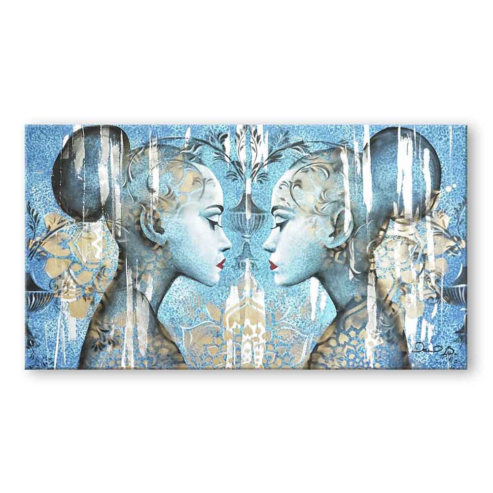 Quadro dipinto a mano con volti eleganti e graziati illustrati di profilo, armonia di linee curve e colori sfumati su fondo neutro.