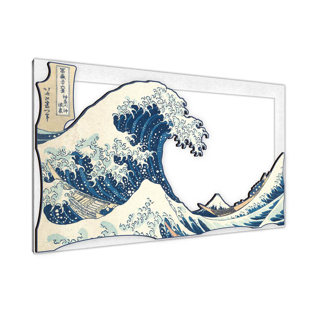 Quadro in legno intagliato vista laterale: pannello 3D con grande onda blu e schiuma, barca tra le onde, Monte Fuji e cornice bianca