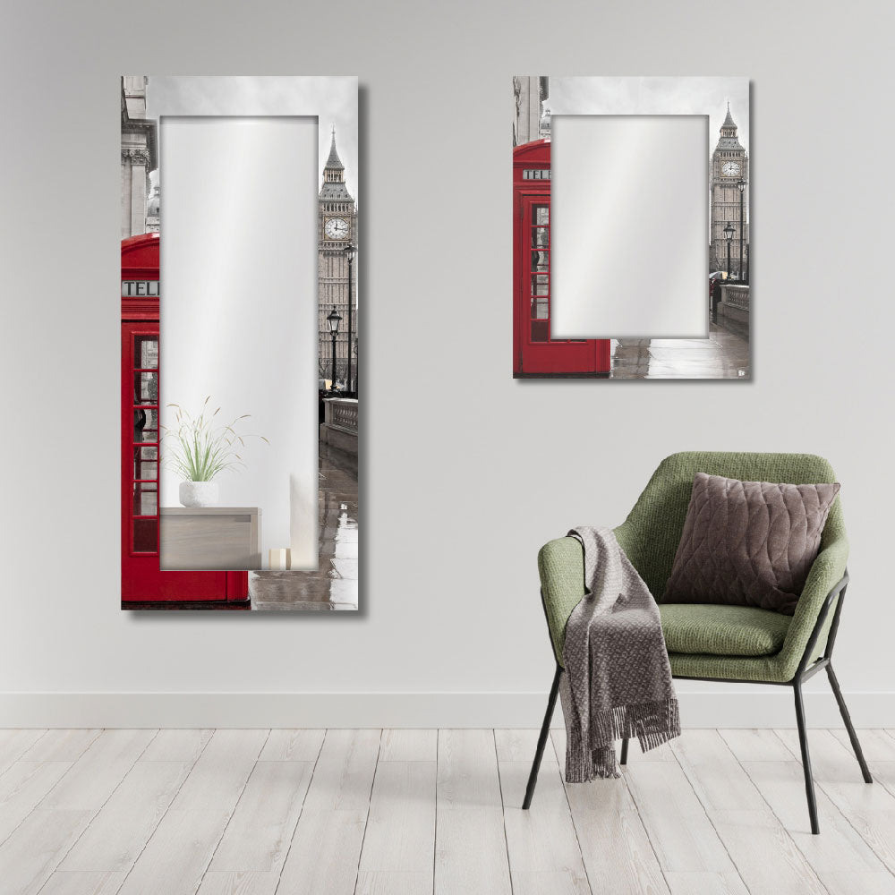 Specchio da parete ingresso con cornice decorativa rossa Londra Telephone Box, disponibile in 90x70 cm e 160x70 cm